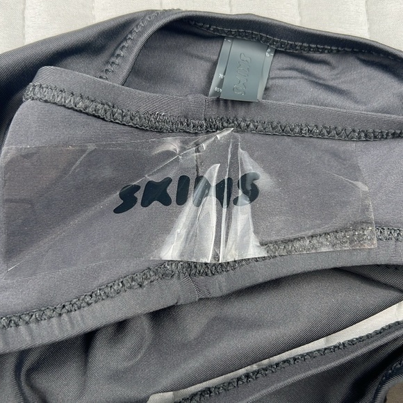 Skims Cheeky Tanga Swim Bottoms in Gunmetal Grey Size 3X NWT - Picture 9 of 9